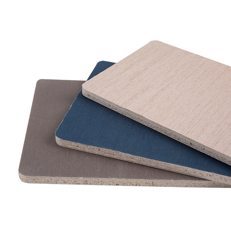 Paghahambing ng WPC Siding Sa Tradisyonal na Siding Wood: Tibay at Mga Pakinabang sa Kapaligiran